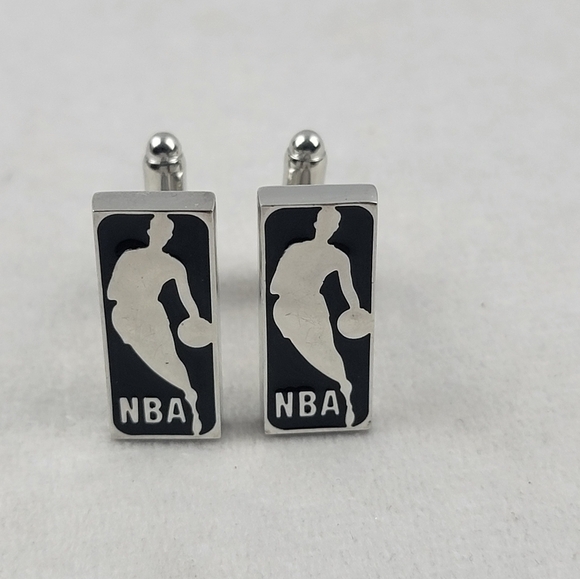 NWOT NBA Basketball gold and silvertone cufflinks 1 pair - Picture 2 of 6